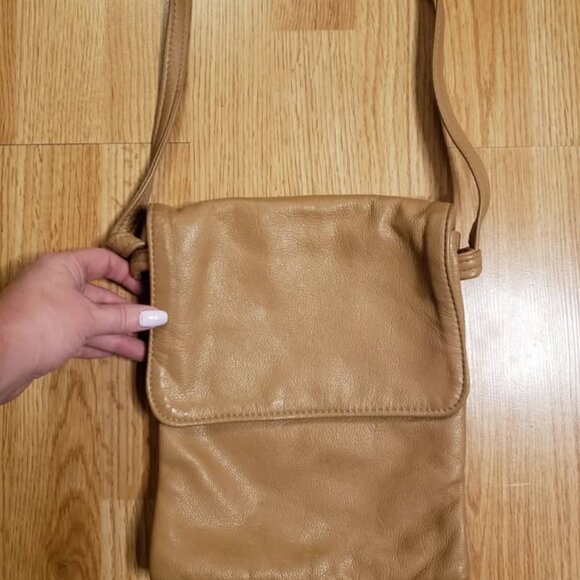 Genuine leather crossbody bag, Handcrafted by local Artisan. - Picture 6 of 7